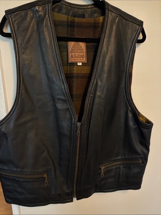 Aldo Jackets & Blazers - Vintage black Leather Zip Front Vest - Aldo made in Montreal  Size Large